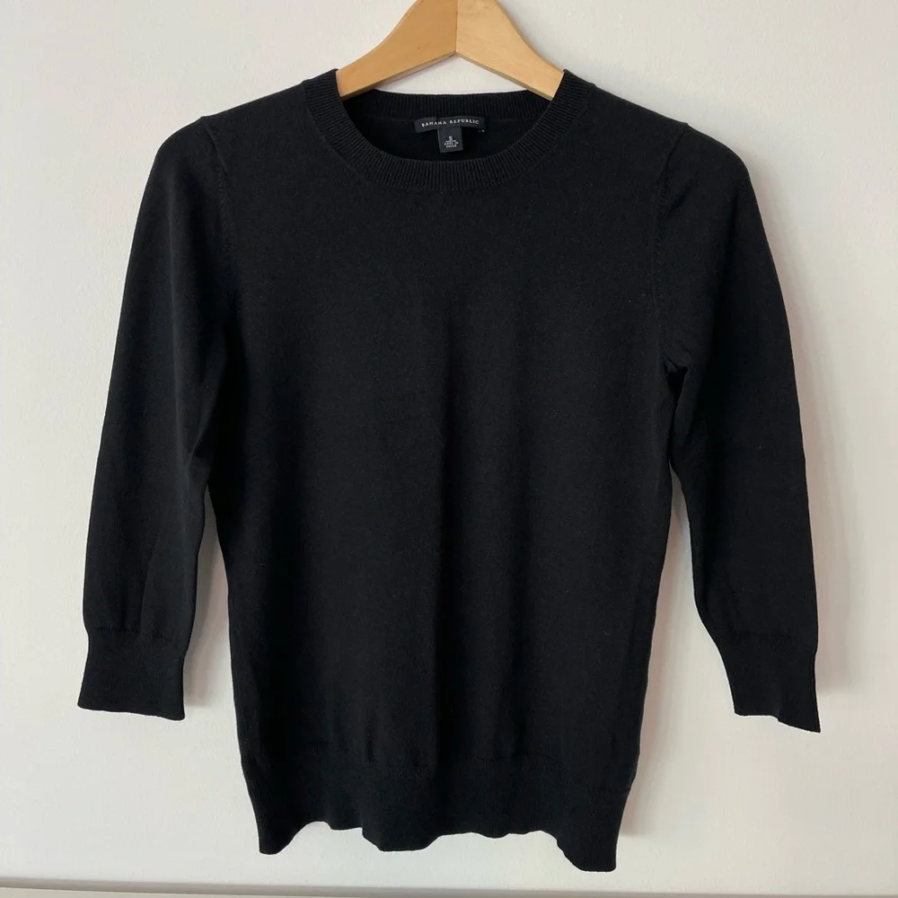 Banana Republic Black Sweater 3/4 Length Sleeve Crew Neck Women’s Size Small